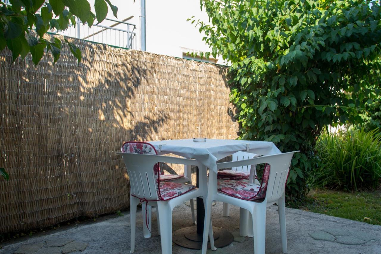 Apartments Lungomare Tivat Eksteriør billede