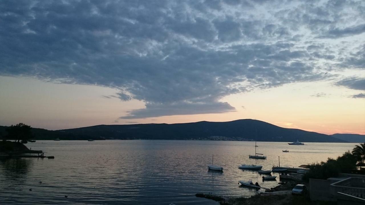 Apartments Lungomare Tivat Eksteriør billede